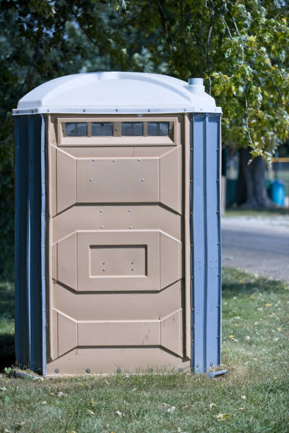 Best Construction site porta potty rental  in Loyal, WI